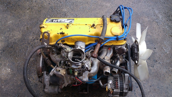 ขายเครื่องยนต์เบนซินใส่รถกระบะ 8950 บาท