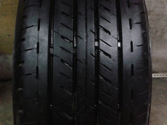 ขายยาง 215-70-15 ปี13 BRIDGESTONE 22พย.57