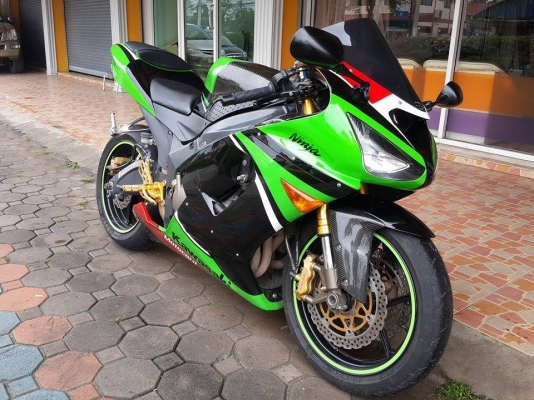 NINJA ZX636 ของแต่งเต็ม พร้อมออกทริปบหน้าหนาว สพม.แท้ ด่วนเลย!!!