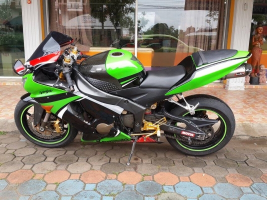 NINJA ZX636 ของแต่งเต็ม พร้อมออกทริปบหน้าหนาว สพม.แท้ ด่วนเลย!!! NINJA ZX636 ของแต่งเต็ม พร้อมออกทริปบหน้าหนาว สพม.แท้ ด่วนเลย!!!