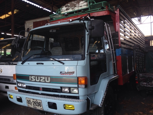 ขาย 10 ล้อ อีซูซุ ร็อคกี้ 175 แรง กระบะไม้ ยาว 7 เมตร ปี 2533