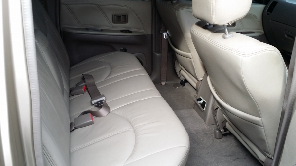 ขายToyota4ประตู4WDออโต้3000ccรุ่นD4D