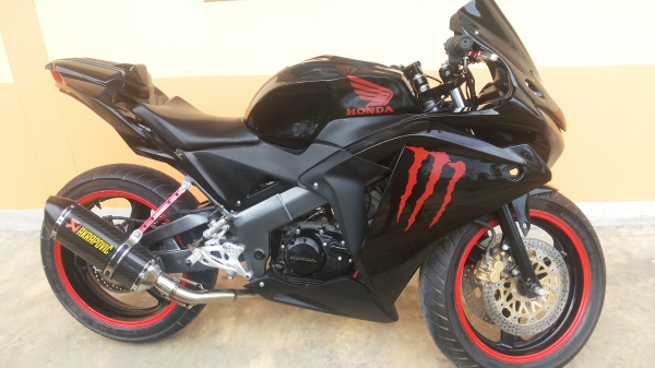 ขาย CBR150R แต่งบิ๊กไบค์เท่ห์ ๆ