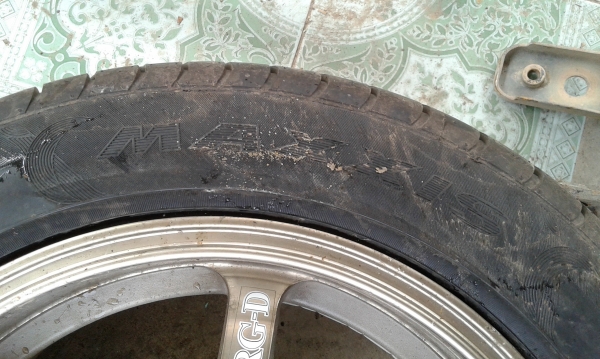 ขายแม็ก advan RG-D -ขอบ17 กว้าง8นิ้ว 4วง ถูกๆๆๆๆ