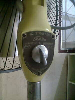 พัดลมเหล็กโตชิบาแบบตั้งพื้น