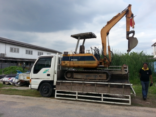 ขายรถ Komatsu pc20-6 ขายรถ Komatsu pc20-6