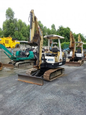 รถขุด YANMAR B27 Serial NO.22638B สภาพพร้อมใช้สวยเดิมๆ รถขุด YANMAR B27 Serial NO.22638B สภาพพร้อมใช้สวยเดิมๆ