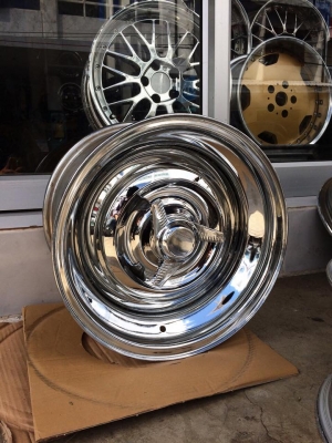 ล้อ MOONEYES USA 15x10 ออฟ35 5 รู114และ120.65 ล้อใหม่เก่าเก็บ ประมูลจากญี่ปุ่น