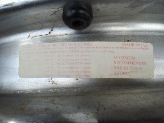 ล้อ MOON MADE IN USA 15x7 ออฟ22 5/114-120.65 ประมูลจากญี่ปุ่นครับ