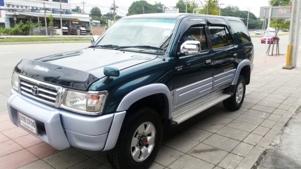 TOYOTA SPORTRIDER 4WD ปี 2000 ขายรถสวย มีARIBAG เบรคระบบ ABS พวงมาลัยพาวเวอร์ กระจกไฟฟ้า แอร์เย็น ล้อ MAX เครื่องเดิม เกียร์โฟร์ใช้งานได้ เบาะหนังสภาพีดี ภายในสพาสวย สีสวย รถพร้อมใช้งาน จัดไฟแนนได้ ฟรีดาวน์