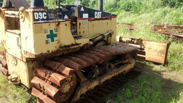 รถดัน Caterpillar D3C #9CL00348 Used Bulldozer มือสอง ญี่ปุ่น สนใจโทร.080-6565422 (หนิง)