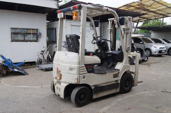 ขายรถยกไฟฟ้านั่งขับขนาด 1.4 ตัน เสาสูง 3 เมตร TOYOTA 7FB14