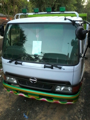 ขาย 6 ล้อดั้มฮีโน่เครื่อง 140 แรงม้าสภาพสวยมากโทรเลย 080-0966674