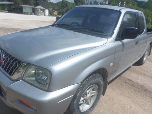 ขาย กระบะมิตซู ตอนครึ่ง เครื่อง 2.8 GLX ปี 46 สภาพสวยจัด