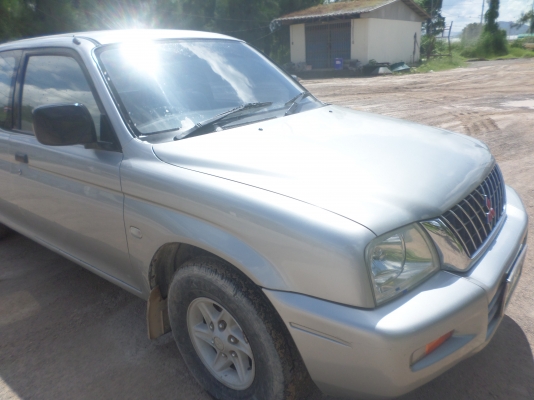 ขาย กระบะมิตซู ตอนครึ่ง เครื่อง 2.8 GLX ปี 46 สภาพสวยจัด