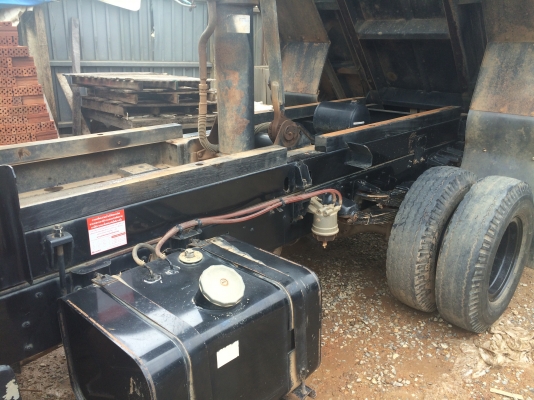 ขายด่วนรถฮีโน่ 6ดั๊ม 175แรงม้าปี 53รถวิ่ง 60000โล ขาย1,100,000บาทสนใจติดต่อ 081-3467572