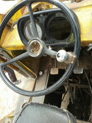 ขายรถตักล้อยางพร้อมใช้ราคาถูก เครื่อง EH100 เฟืองท้าย FUSO ปั้มดี กระบอกไฮดรอริคไม่รั่วไม่ซึม ราคาต่อรองได้ครับ ขายรถตักล้อยางพร้อมใช้ราคาถูก เครื่อง EH100 เฟืองท้าย FUSO ปั้มดี กระบอกไฮดรอริคไม่รั่วไม่ซึม ราคาต่อรองได้ครับ