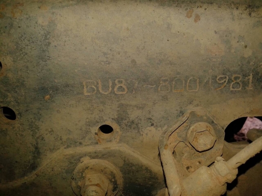 ขายรถบรรทุกน้ำมัน 6 ล้อ TOYOTA BU87 115 แรงม้า ถัง 6,000 ลิตร 3 ห้อง มิเตอร์พร้อม อุปกรณ์ครบทุกอย่าง ทะเบียนเต็มพร้อมโอนครับ