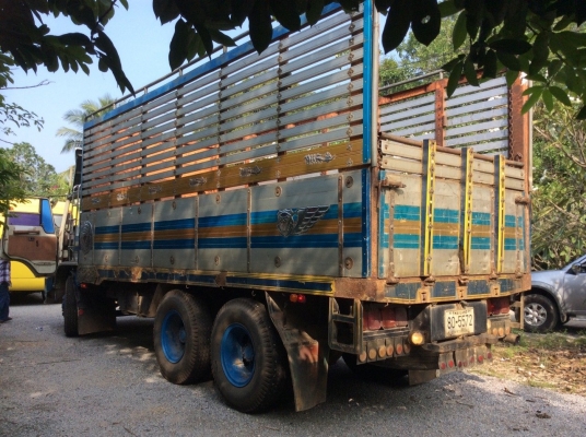 HINO FM187( F18แท้ )เครื่อง 185 โบ เบรคจิ๊ฟฟี่ พวงมาลัยพาว์เวอร์ แอร์ ยางเพิ่งเปลี่ยนมาใหม่10เส้น รถเดิมๆ ขาย 670,000 บาท (ติดต่อ ศุภากร 081-4252943)