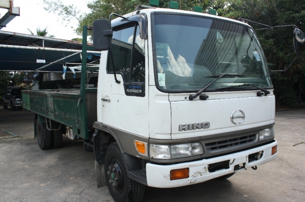 HINO FC 140 ปี 2002 ยาว 5.50 เมตร