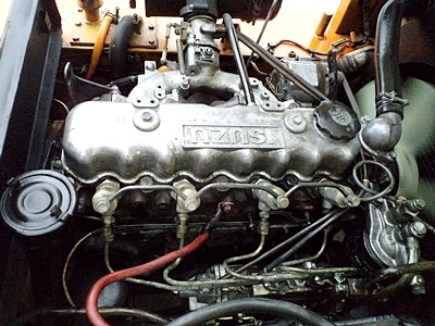 ขายรถยกโคมัสสึ 2 ตัน  เครื่องดีเซลอี่ซูซุ  กระบอกคู่ เสาสูง 3 เมตร  พวงมาลัยเพาเว่อร์  สีเดิมจากนอก นำเข้าจากญี่ปุ่น ใช้งานได้ทันที ราคา190000