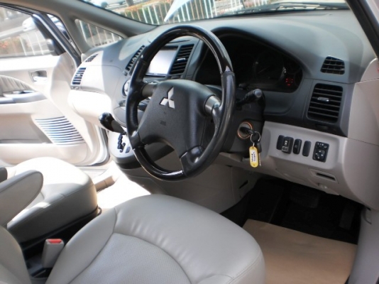 MITSUBISHI SPACE WAGON2.4 MIVEC ปี2006 มือเดียว