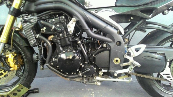 (ขาย )Triumph Speed Triple 1050 ปี 2008 สภาพหล่อๆ