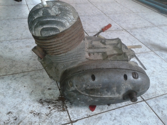 เอ็มแซ๊ด เครื่อง จาวา 1 สูบ 2ถ่อ 0819306939   18000