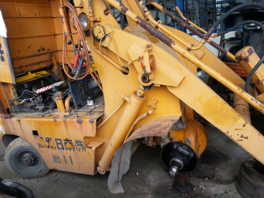 รถตัก SG10โคมัสสุ +แก็ส พร้อมใช้