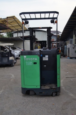 รถยกไฟฟ้า Toyota 7FBR15 แบบยืนขับ ขนาด 1.5 ตัน เสาสูง 3 เมตร