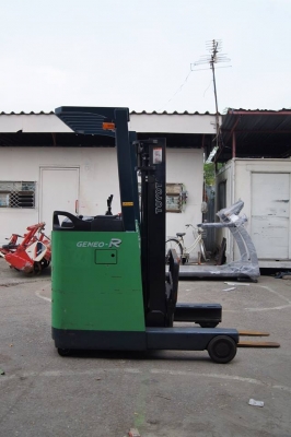 รถยกไฟฟ้า Toyota 7FBR15 แบบยืนขับ ขนาด 1.5 ตัน เสาสูง 3 เมตร