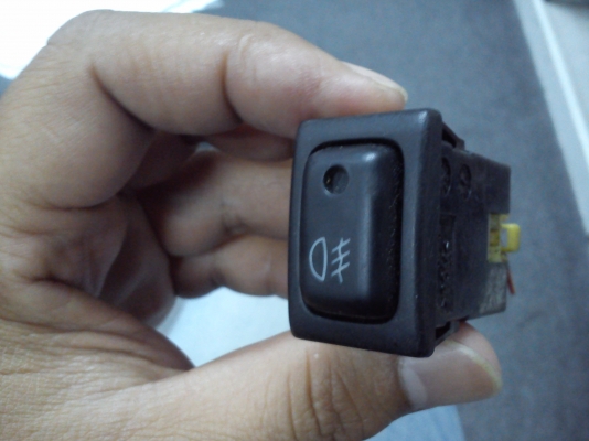 สวิตช์ไฟตัดหมอกทรงตั้ง สวิตช์ไฟตัดหมอกทรงตั้ง