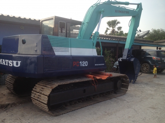 ขายKOMATSU PC 120-3 สภาพสวย พร้อมใช้งาน ลอลเลอร์ดีไม่มีเเตก ครบ7ลูก เอวดีไม่มีหลวม โช่บรูทดี เครื่องดีปั้มดี มีเเอร์เย็น ราคาต่อรองได้
