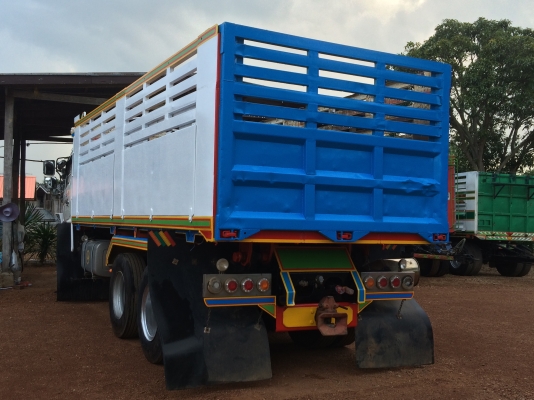 Hino เมกก้า320