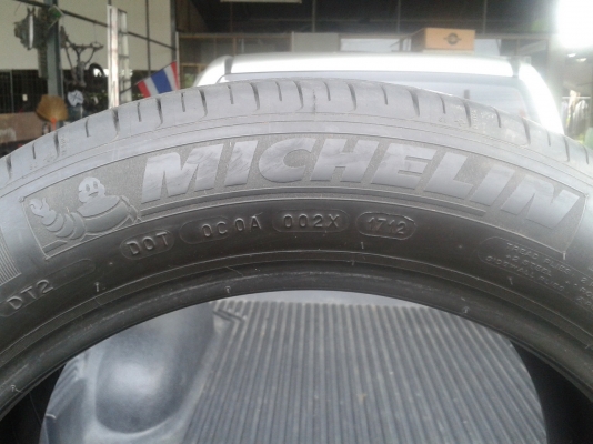 ยาง 225 50 17 ปี2012 2เส้น