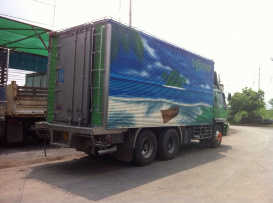 10ล้อเพลาเดียวตู้เปียกHINO