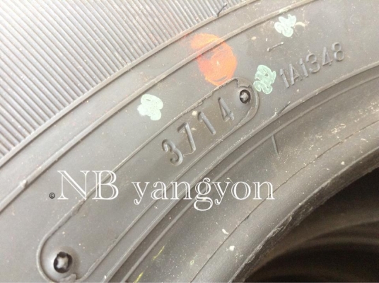 ยาง ใหม่ dunlop sp LT37 สเปค 215-70-15