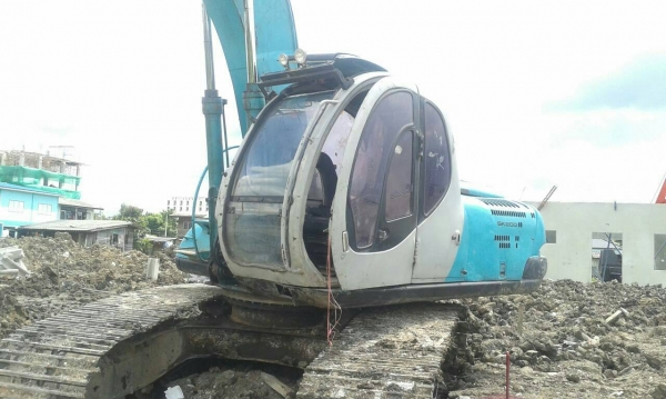 ขายรถแบคโคSK200Vบูมยาว18เมตร พร้อมใช้งาน ขายรถแบคโคSK200Vบูมยาว18เมตร พร้อมใช้งาน