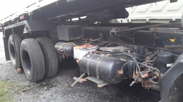 รถบรรทุกสิบล้อดั้มท์ ISUZU 300 แรงม้า FVZ กระบะสามมิตร มีระบบลากพ่วง ปี53 รถบรรทุกสิบล้อดั้มท์ ISUZU 300 แรงม้า FVZ กระบะสามมิตร มีระบบลากพ่วง ปี53