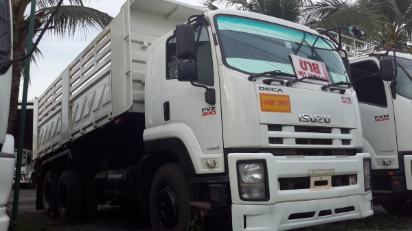 รถบรรทุกสิบล้อดั้มท์ ISUZU 300 แรงม้า FVZ กระบะสามมิตร มีระบบลากพ่วง ปี53