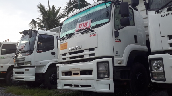 รถบรรทุกสิบล้อดั้มท์ ISUZU 300 แรงม้า FVZ กระบะสามมิตร มีระบบลากพ่วง ปี53 รถบรรทุกสิบล้อดั้มท์ ISUZU 300 แรงม้า FVZ กระบะสามมิตร มีระบบลากพ่วง ปี53