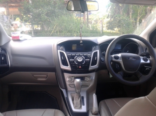 ขายดาวน์ถูกๆ 10000฿ Ford Focus 2.0 ปี12 ขายดาวน์ถูกๆ 10000฿ Ford Focus 2.0 ปี12