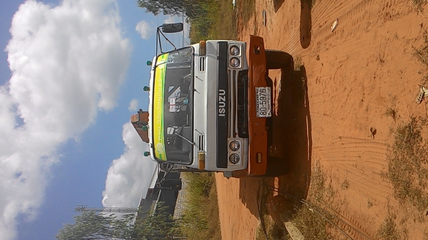 ขาย isuzu jcm ติดเครน 3 ตัน ขาย isuzu jcm ติดเครน 3 ตัน