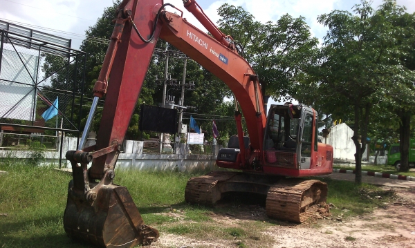 ขายด่วนรถแบคโฮHITACHIZAXIS-200-1รถออกห้างมือเดียว