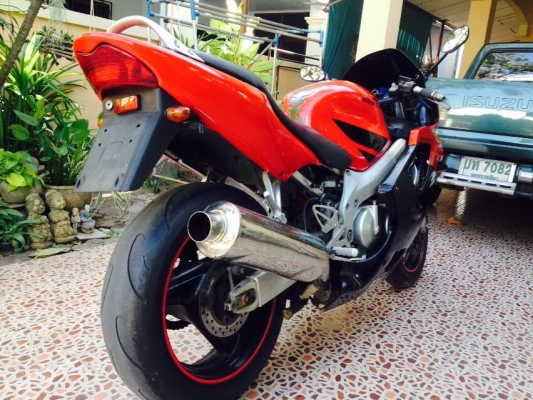 ขาย/แลก CBR600F4ปี2002(ต้นปี)เครื่องแน่นแรงๆ ขาย/แลก CBR600F4ปี2002(ต้นปี)เครื่องแน่นแรงๆ