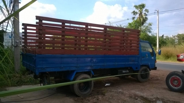 ขายรถสวยพร้อมใช้ 6 ล้อ TOYOTA BU87 คัสซีสวยตลอดเส้น เครื่อง 14B 115 แรงม้า เกียร์สั้น คอกไม้แข็งแรงทนทาน ทะเบียนพร้อมโอนครับ ขายรถสวยพร้อมใช้ 6 ล้อ TOYOTA BU87 คัสซีสวยตลอดเส้น เครื่อง 14B 115 แรงม้า เกียร์สั้น คอกไม้แข็งแรงทนทาน ทะเบียนพร้อมโอนครับ