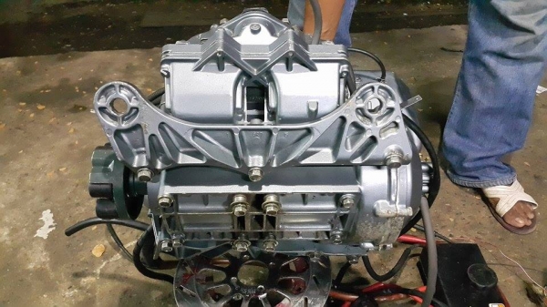 ขายเครื่องยามาฮ่า 650 เก่าญี่ปุ่น มีเครื่องทั้งตัว ขาดคาบู เครื่องหมุนได้ ขายเครื่องยามาฮ่า 650 เก่าญี่ปุ่น มีเครื่องทั้งตัว ขาดคาบู เครื่องหมุนได้