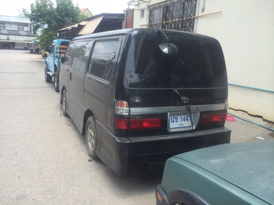 ขายรถตู้ตาเพชรครับ ขายรถตู้ตาเพชรครับ