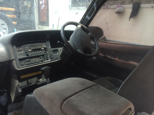 ขายรถตู้ตาเพชรครับ ขายรถตู้ตาเพชรครับ