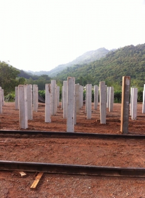 รับตอกเสาเข็มแบบมืออาชีพ0862582299